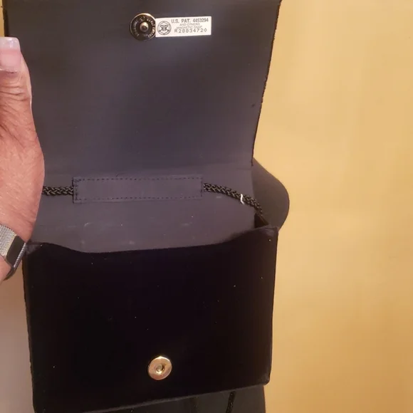 Women's Black Velvet Evening bag 👛 - Picture 4 of 5